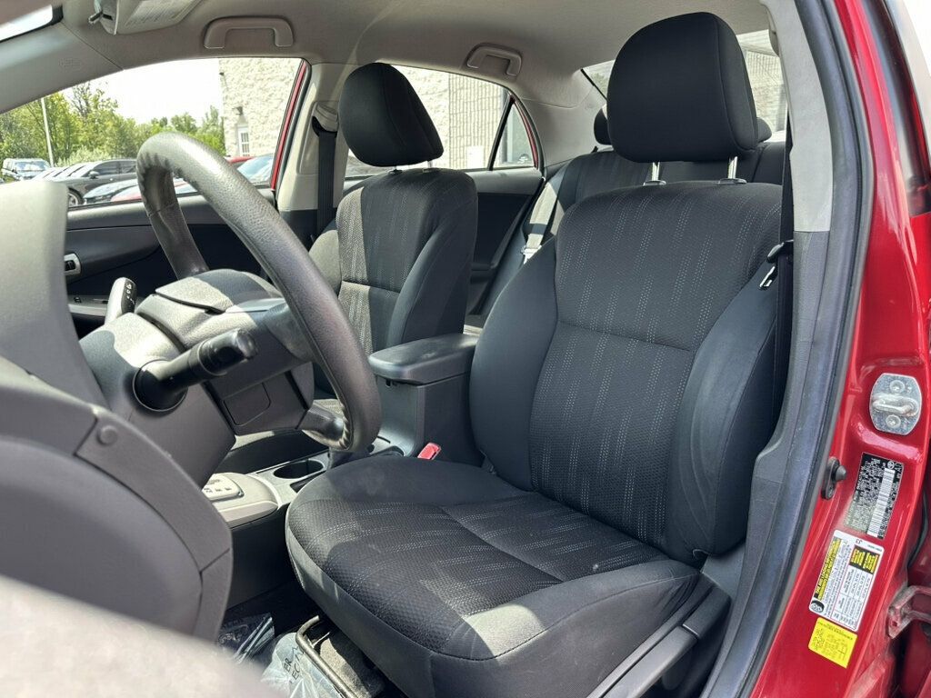 2011 Toyota Corolla 4dr Sedan Automatic LE - 23062330 - 13