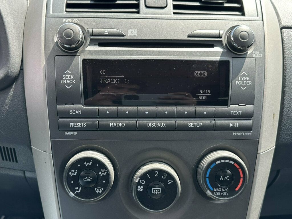 2011 Toyota Corolla 4dr Sedan Automatic LE - 23062330 - 25