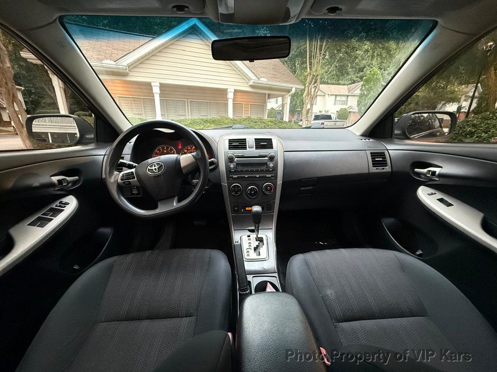 2011 Toyota Corolla 4dr Sedan Automatic S - 23041492 - 12