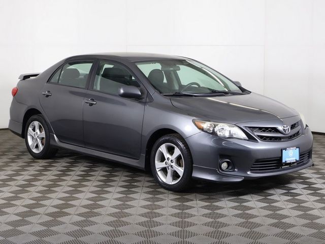 2011 Toyota Corolla 4dr Sedan Automatic S - 22944431 - 1