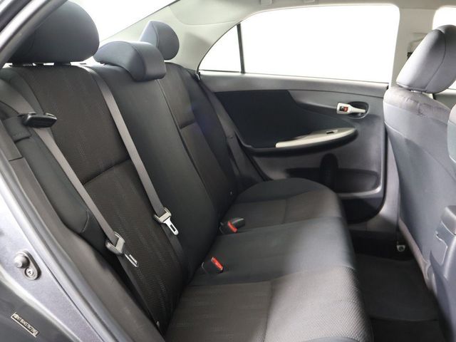 2011 Toyota Corolla 4dr Sedan Automatic S - 22944431 - 25