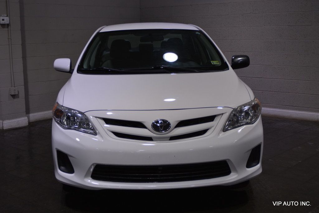 2011 Toyota Corolla 4dr Sedan Automatic S - 22402566 - 12