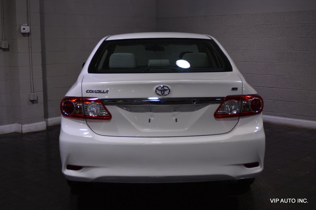 2011 Toyota Corolla 4dr Sedan Automatic S - 22402566 - 13