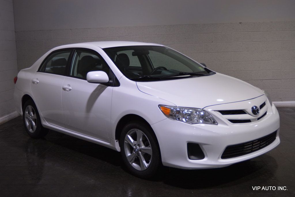 2011 Toyota Corolla 4dr Sedan Automatic S - 22402566 - 42