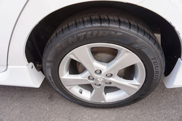 2011 Toyota Corolla LOW MILES, MOON ROOF, CLOTH SEATS - 23002391 - 11