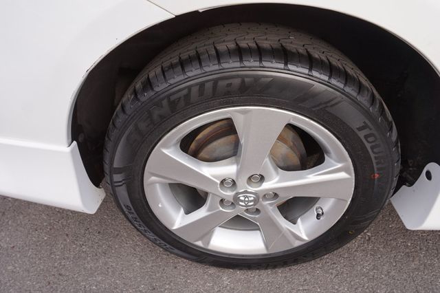 2011 Toyota Corolla LOW MILES, MOON ROOF, CLOTH SEATS - 23002391 - 12