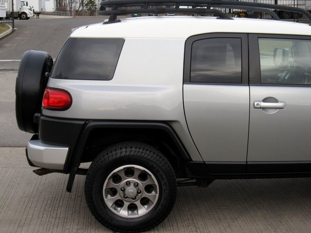 2011 Toyota FJ Cruiser 4WD 4dr Automatic - 22717772 - 10