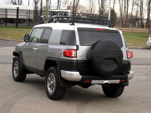 2011 Toyota FJ Cruiser 4WD 4dr Automatic - 22717772 - 11