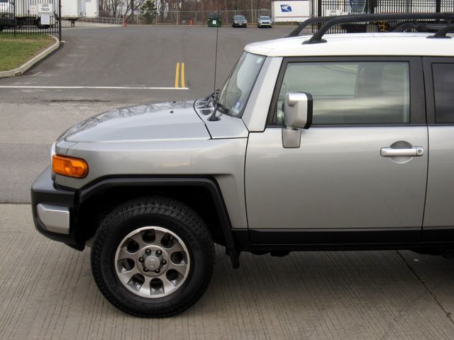 2011 Toyota FJ Cruiser 4WD 4dr Automatic - 22717772 - 6