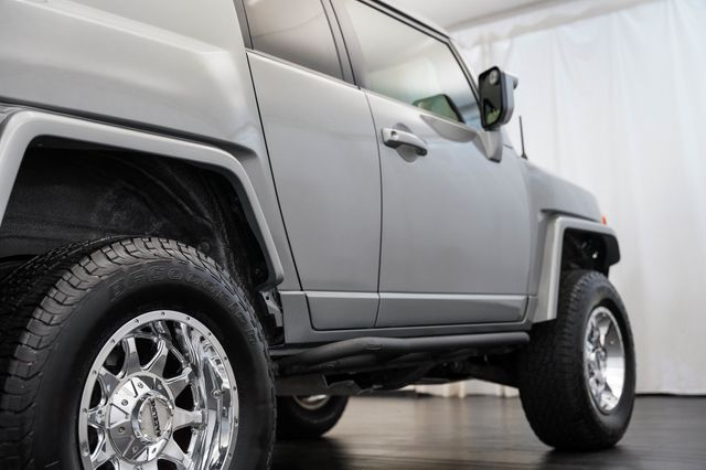2011 Toyota FJ Cruiser 4WD 4dr Automatic - 23037890 - 28