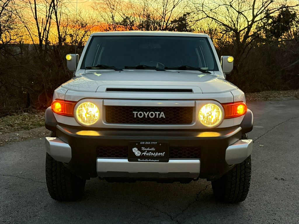 2011 Toyota FJ Cruiser 6-Speed Manual Trans, Rear Diff Lock, Upgrade / Convenience Pack - 22984371 - 13