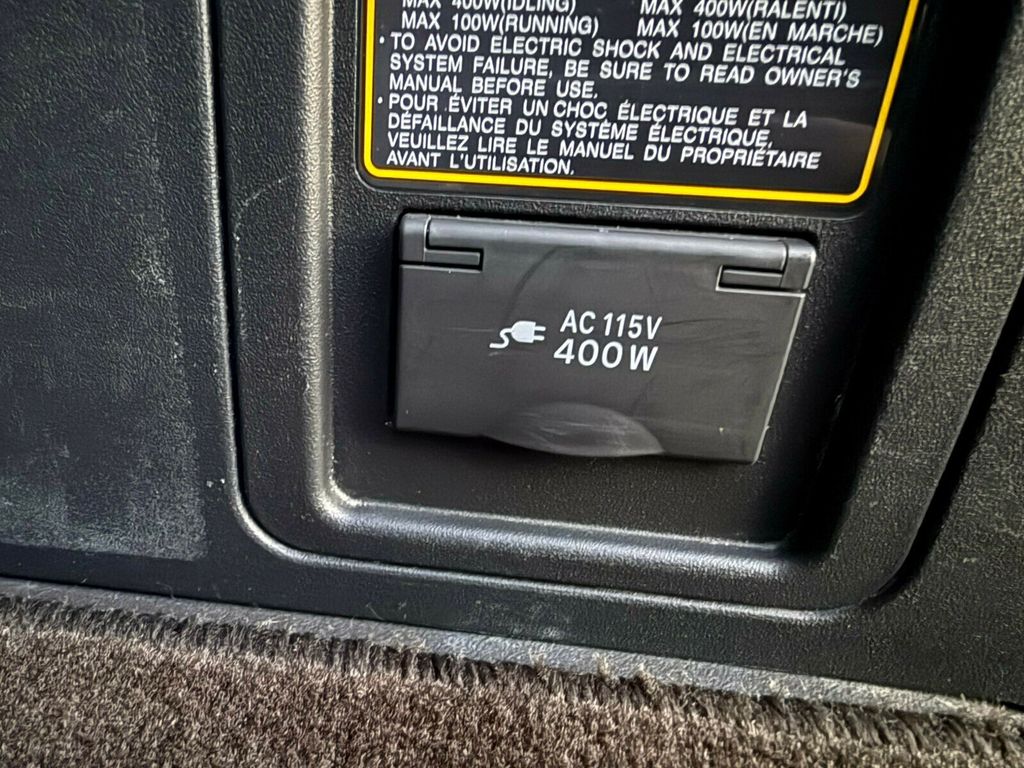 2011 Toyota FJ Cruiser 6-Speed Manual Trans, Rear Diff Lock, Upgrade / Convenience Pack - 22984371 - 38