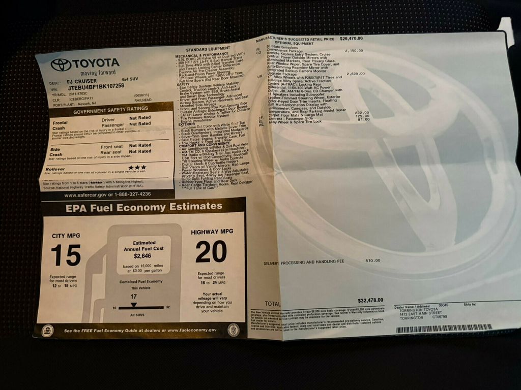 2011 Toyota FJ Cruiser 6-Speed Manual Trans, Rear Diff Lock, Upgrade / Convenience Pack - 22984371 - 47