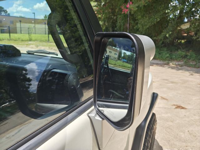 2011 Toyota FJ Cruiser  Print 2011 Toyota FJ Cruiser w/Rear Doors - 22902808 - 9