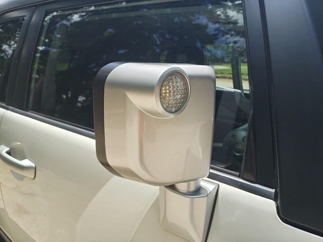 2011 Toyota FJ Cruiser  Print 2011 Toyota FJ Cruiser w/Rear Doors - 22902808 - 10