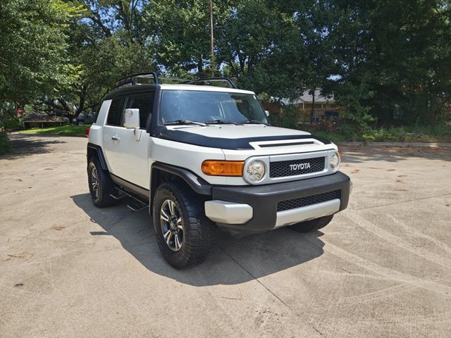 2011 Toyota FJ Cruiser  Print 2011 Toyota FJ Cruiser w/Rear Doors - 22902808 - 1