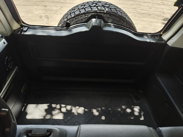 2011 Toyota FJ Cruiser  Print 2011 Toyota FJ Cruiser w/Rear Doors - 22902808 - 23