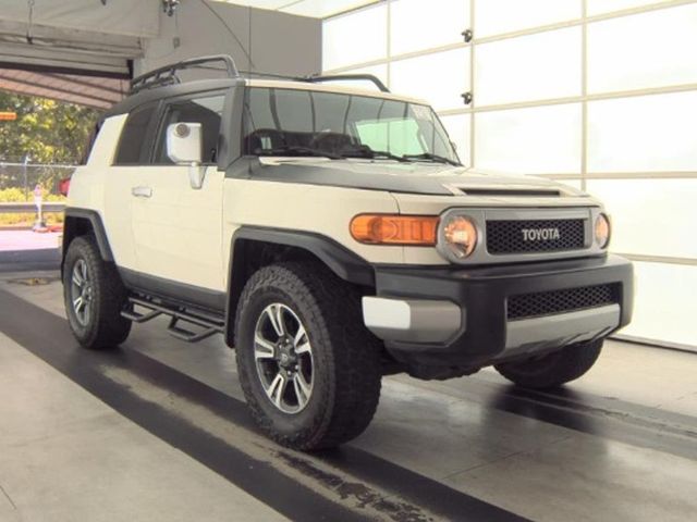 2011 Toyota FJ Cruiser  Print 2011 Toyota FJ Cruiser w/Rear Doors - 22902808 - 42