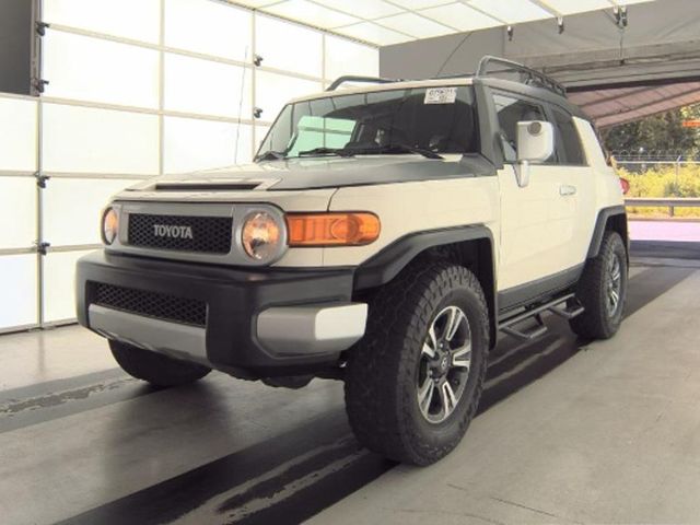 2011 Toyota FJ Cruiser  Print 2011 Toyota FJ Cruiser w/Rear Doors - 22902808 - 44