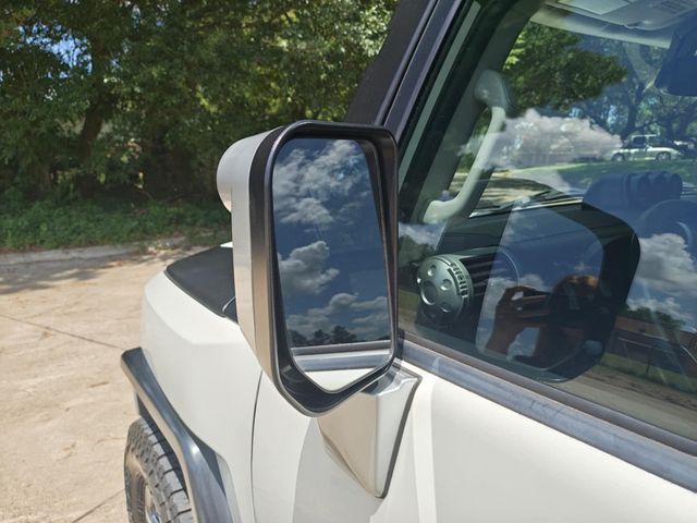 2011 Toyota FJ Cruiser  Print 2011 Toyota FJ Cruiser w/Rear Doors - 22902808 - 8