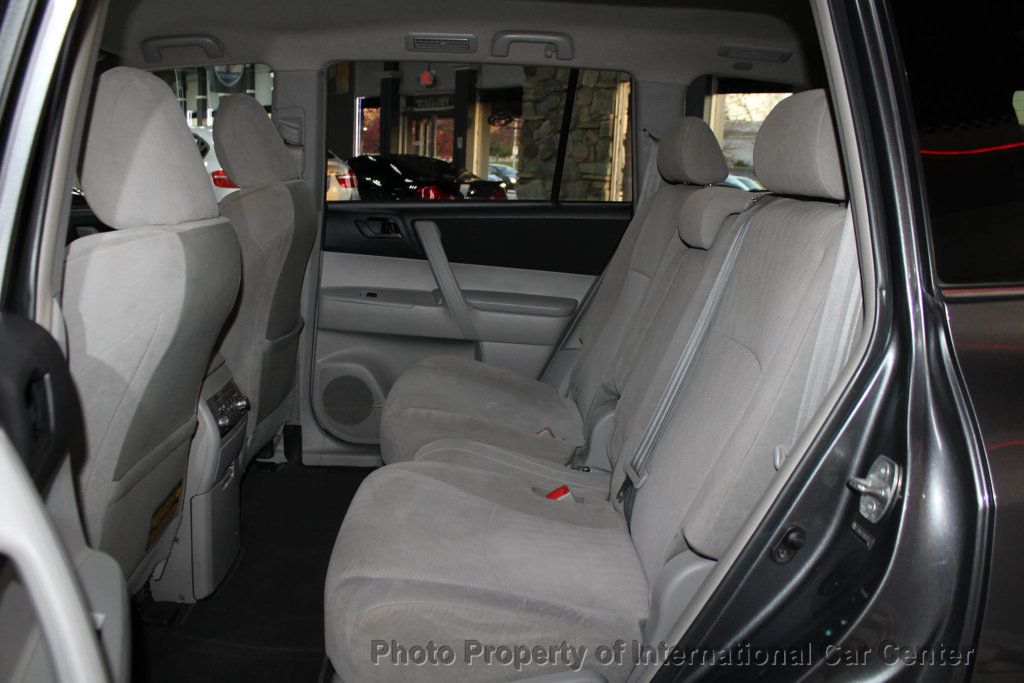 2011 Toyota Highlander 4WD 4dr V6 SE - 22948387 - 18