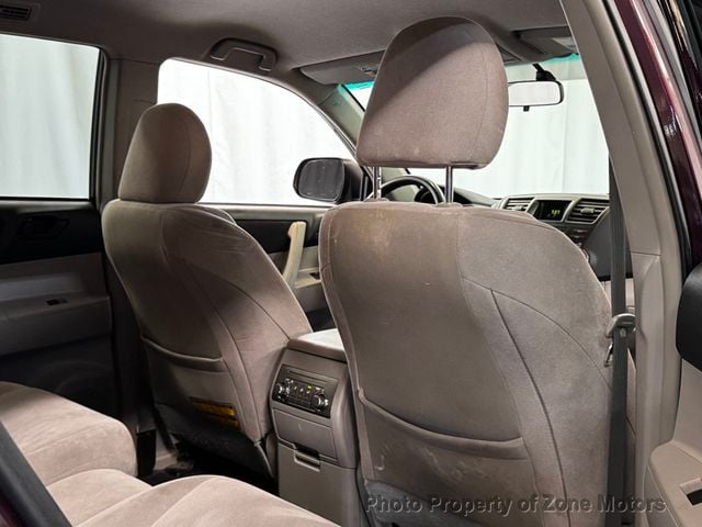 2011 Toyota Highlander BASE - 23037176 - 12