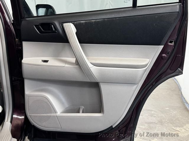 2011 Toyota Highlander BASE - 23037176 - 15