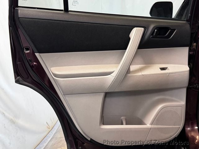 2011 Toyota Highlander BASE - 23037176 - 19