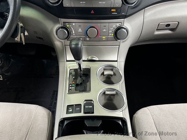 2011 Toyota Highlander BASE - 23037176 - 27