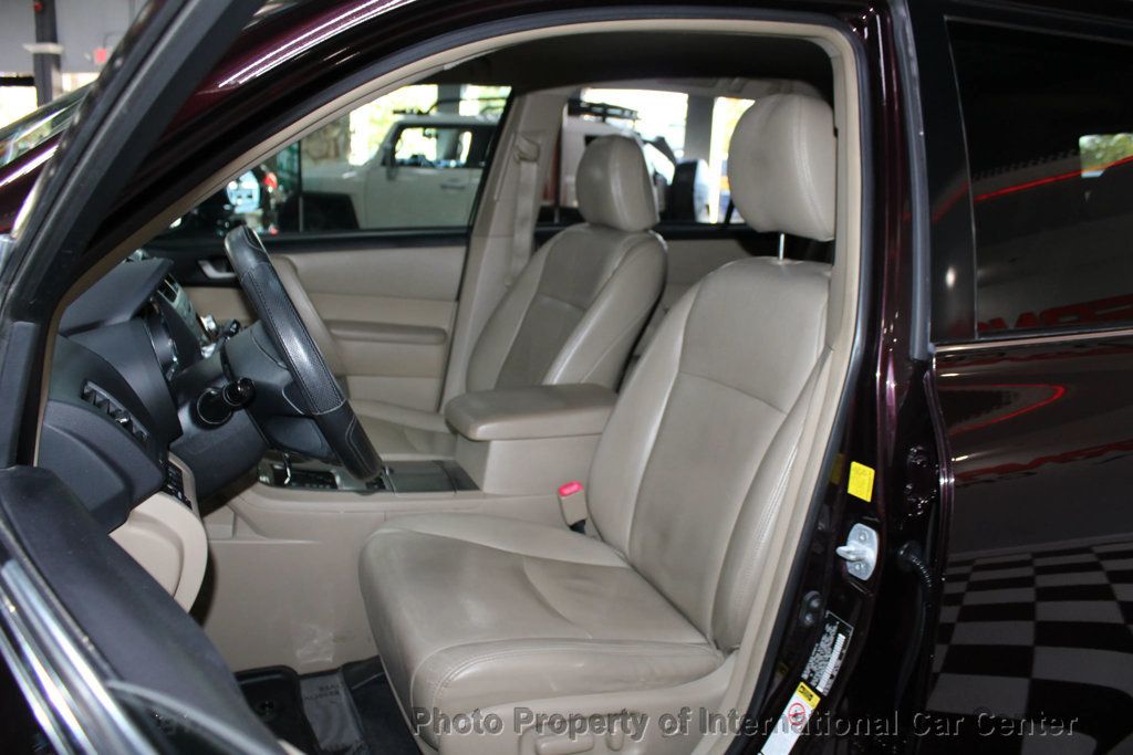 2011 Toyota Highlander Hybrid Sport Utility 4D - 22929130 - 12