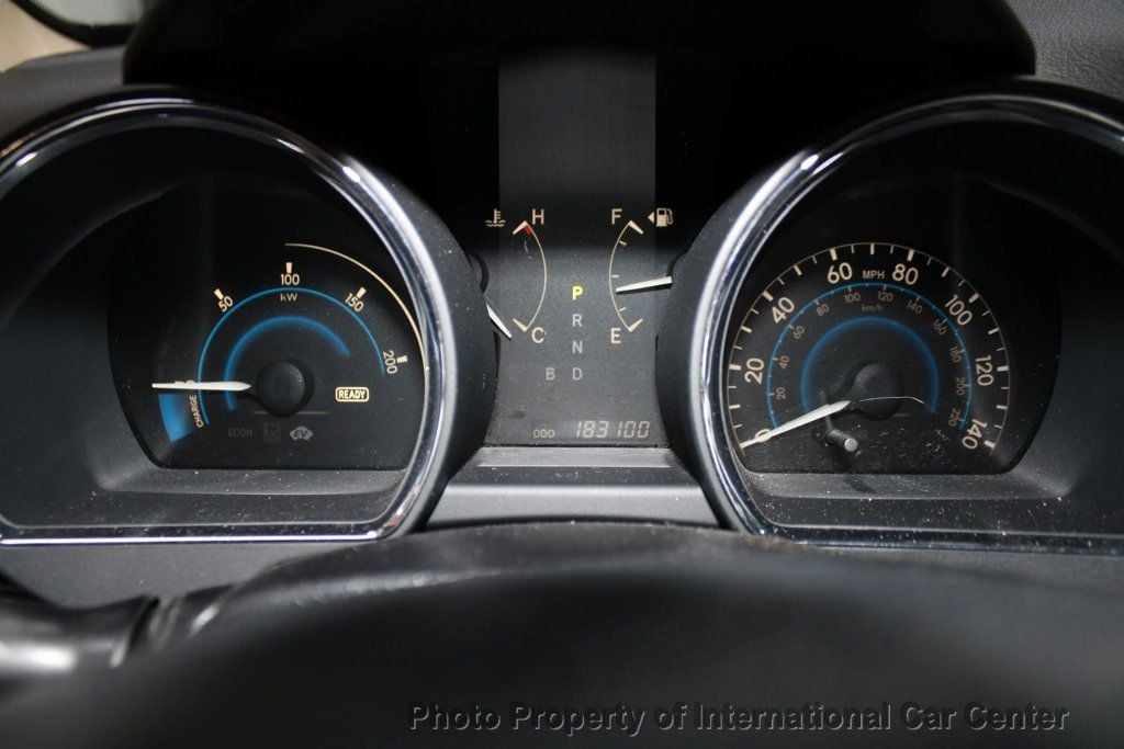 2011 Toyota Highlander Hybrid Sport Utility 4D - 22929130 - 17