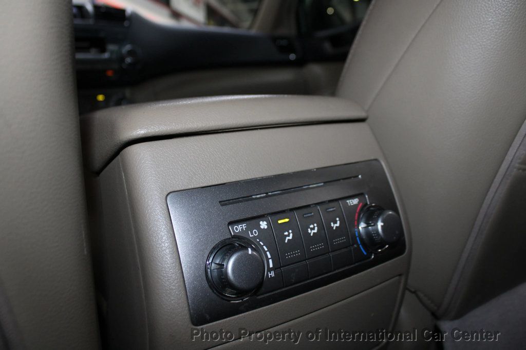 2011 Toyota Highlander Hybrid Sport Utility 4D - 22929130 - 27