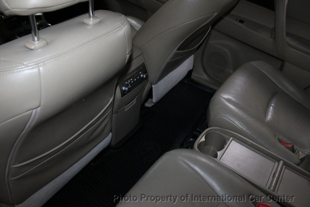 2011 Toyota Highlander Hybrid Sport Utility 4D - 22929130 - 28