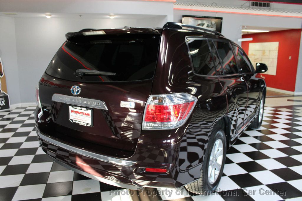 2011 Toyota Highlander Hybrid Sport Utility 4D - 22929130 - 3