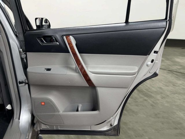 2011 Toyota Highlander Limited AWD 4dr SUV - 22960132 - 21