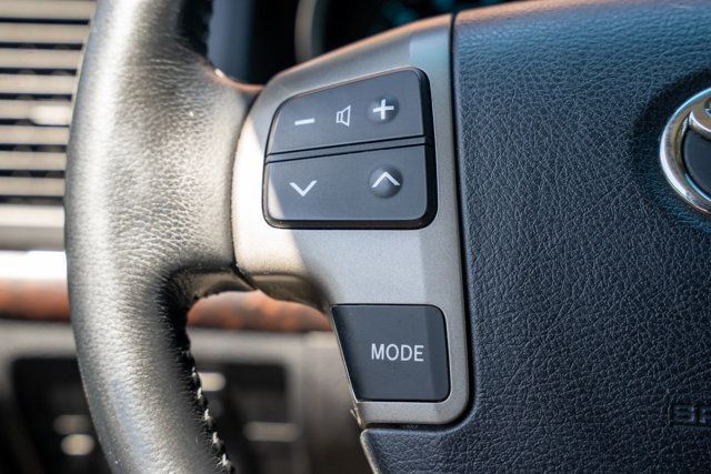 2011 Toyota Land Cruiser LocalTrade/Landcruiser/RearDVD/PushButtonStart/BackupCamera/NAV - 23034226 - 18