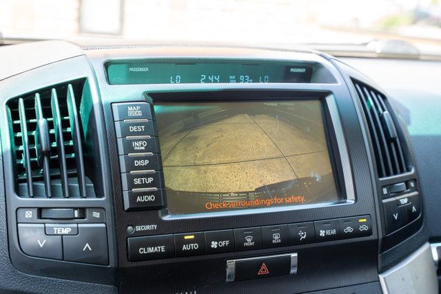 2011 Toyota Land Cruiser LocalTrade/Landcruiser/RearDVD/PushButtonStart/BackupCamera/NAV - 23034226 - 27