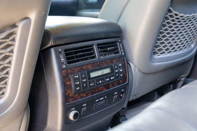 2011 Toyota Land Cruiser LocalTrade/Landcruiser/RearDVD/PushButtonStart/BackupCamera/NAV - 23034226 - 45