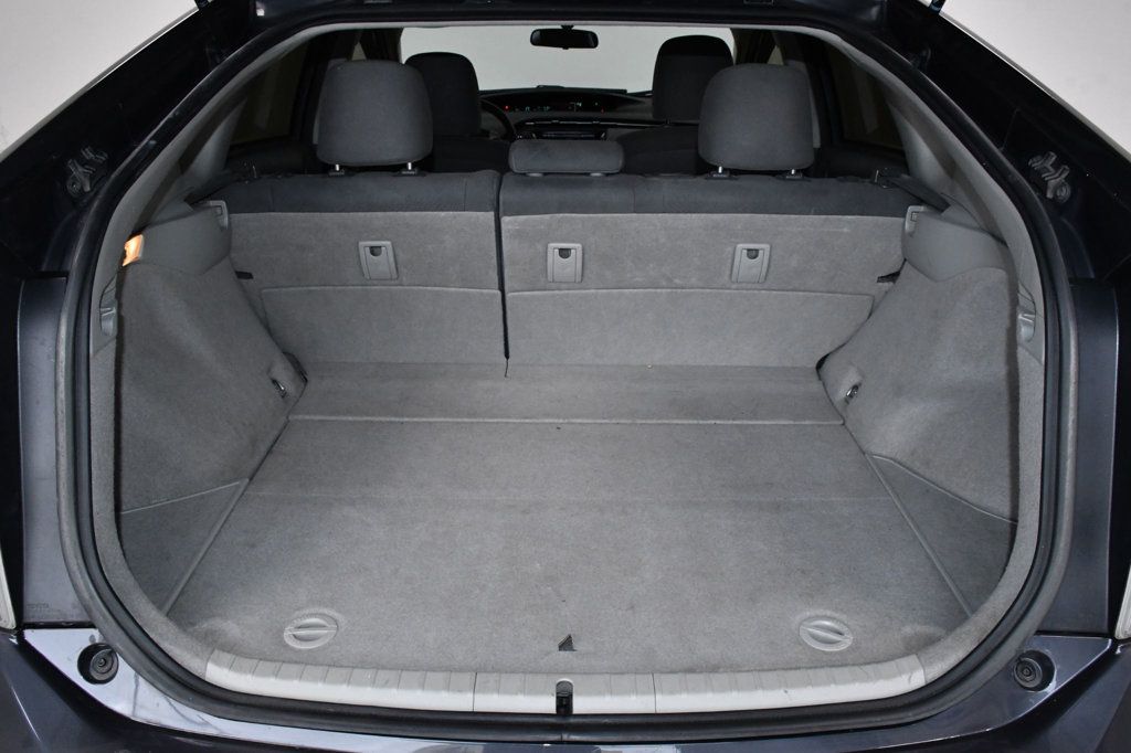 2011 Toyota Prius 2011 Toyota Prius Two  - 23001540 - 12