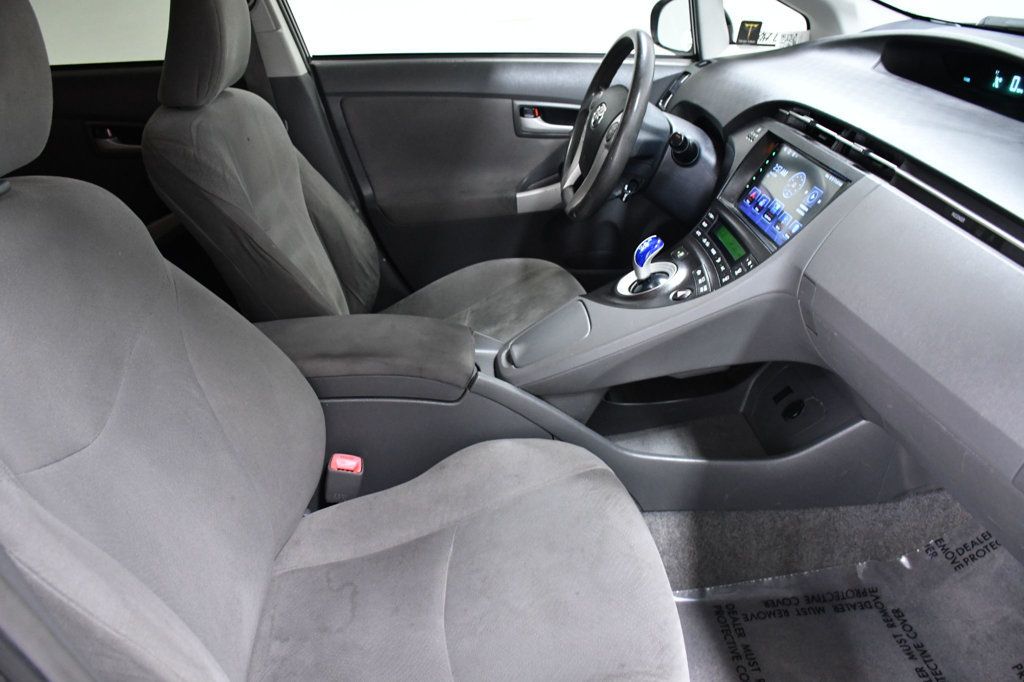 2011 Toyota Prius 2011 Toyota Prius Two  - 23001540 - 15