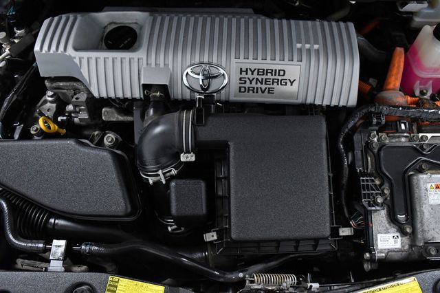 2011 Toyota Prius 2011 Toyota Prius Two  - 23001540 - 18