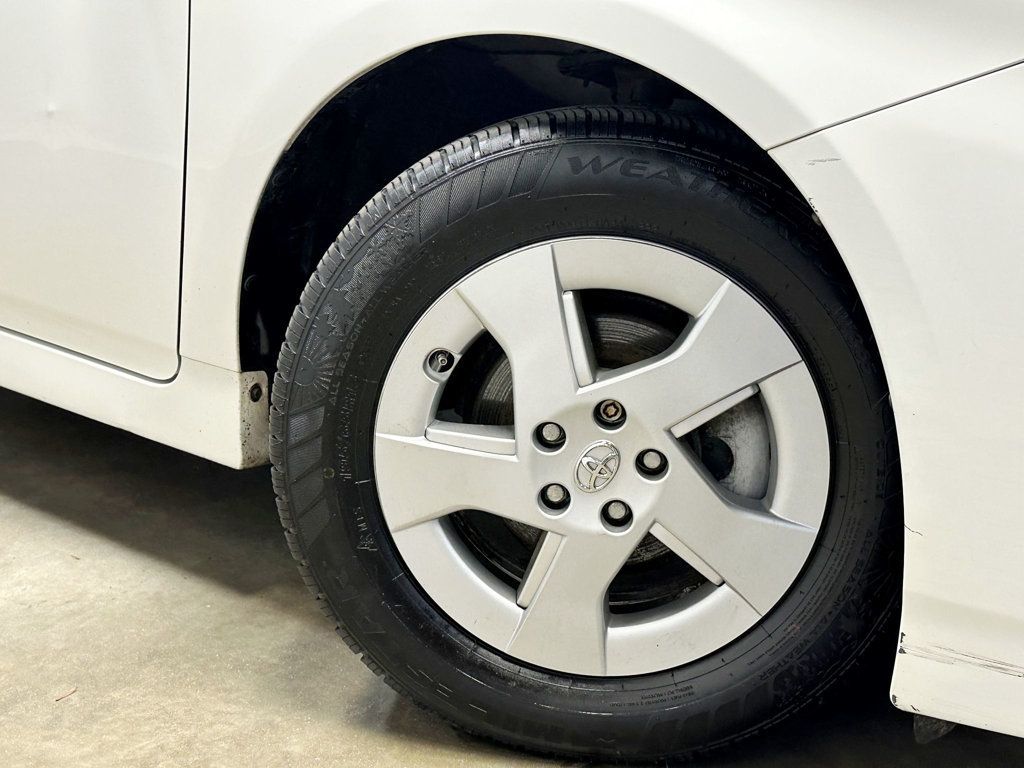 2011 Toyota Prius 5dr Hatchback I - 23065901 - 13