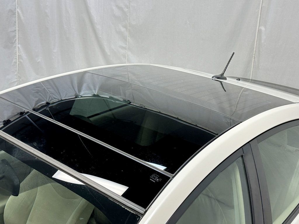 2011 Toyota Prius 5dr Hatchback I - 23065901 - 14