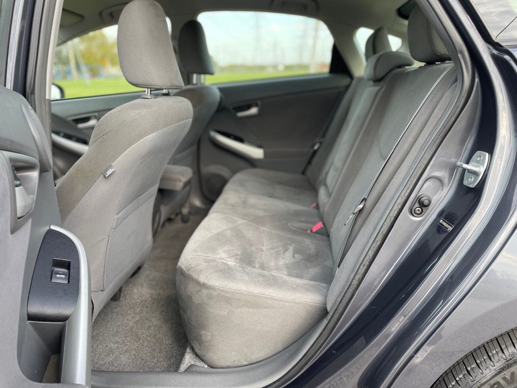 2011 Toyota Prius 5dr Hatchback III - 23101455 - 13
