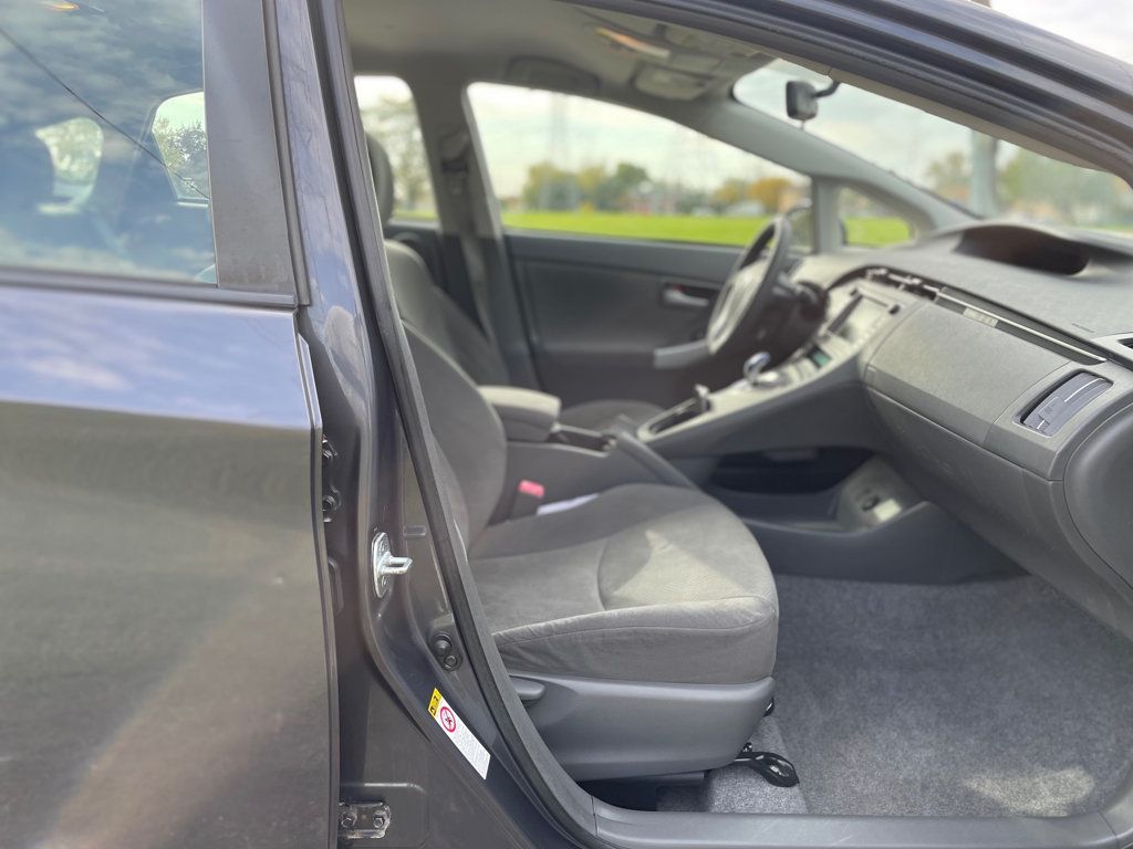 2011 Toyota Prius 5dr Hatchback III - 23101455 - 15