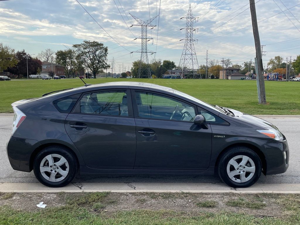 2011 Toyota Prius 5dr Hatchback III - 23101455 - 8