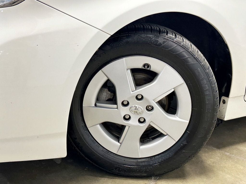 2011 Toyota Prius 5dr Hatchback III - 23065901 - 12