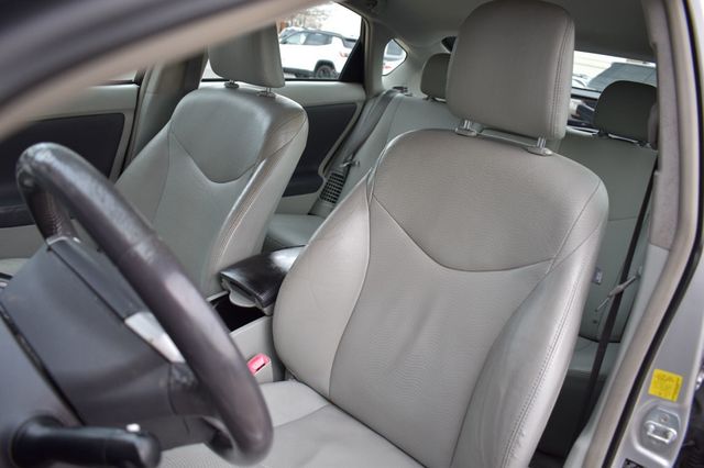 2011 Toyota Prius 5dr Hatchback IV - 22956873 - 13