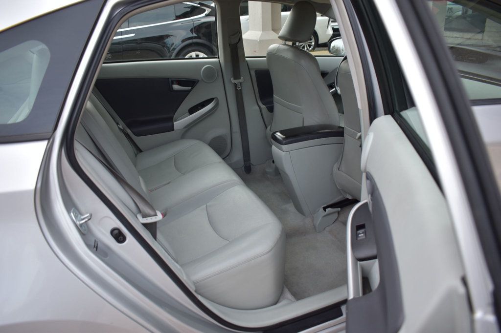 2011 Toyota Prius 5dr Hatchback IV - 22956873 - 21