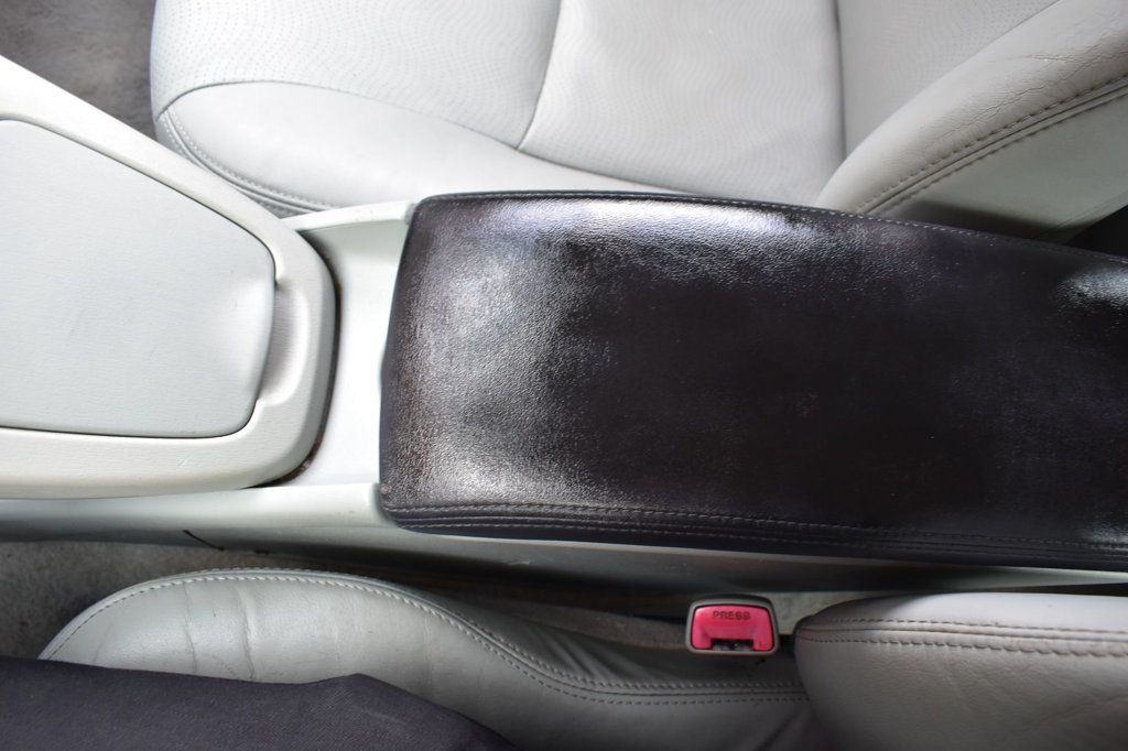 2011 Toyota Prius 5dr Hatchback IV - 22956873 - 37